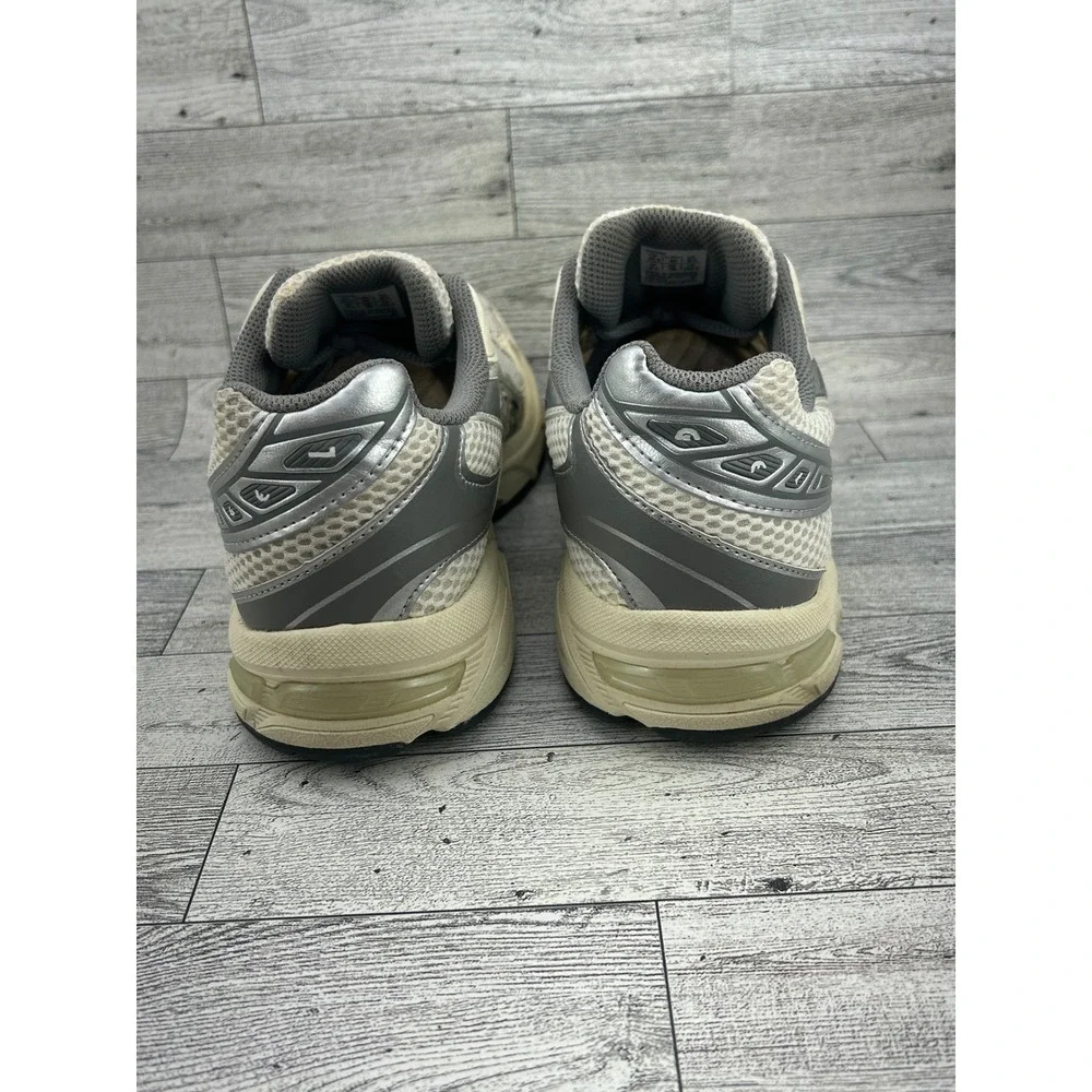 Asics Gel-1130 Cream Silver Grey Running Shoes 1202A164 Women Sz‎ 8.5 US 40 EU